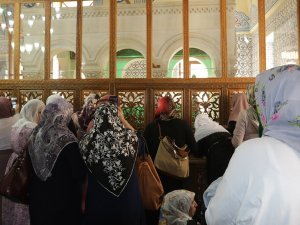 Van Büyükşehir Belediyesi 50 Bin Kadın Gezisi Hedefini Aştı