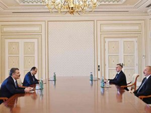 Azerbaycan Cumhurbaşkanı Aliyev, Sağlık Bakanı Koca’yı Kabul Etti