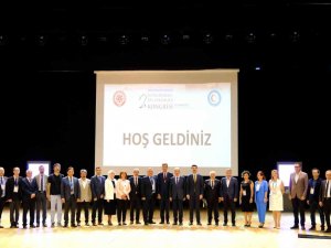 2’nci Uluslararası Diş Hekimliği Kongresi Başladı