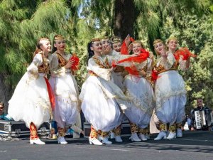 Uluslararası Balkanlılar Halk Dansları Ve Kültür Festivali Başlıyor