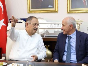 Özhaseki: "Milletin Menfaatine Olan Ne Varsa Takipçisiyiz"