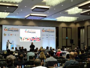 Meyve Suyu Endüstrisi 1 Milyar Dolar İhracat Hedefliyor