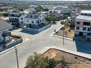 Didim’de Yol Yapım Çalışmaları Sürüyor