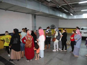 Mezitli’de Öğrencilere Kırtasiye Seti