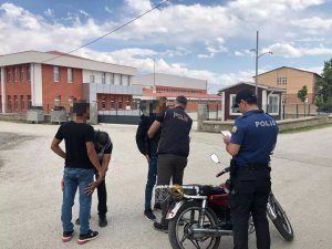 Okul Giriş Ve Çıkışlarında Sıkı Denetim