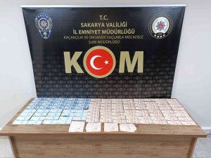 Sakarya’da Sahte Alkol, Para Ve Kaçak Tütün Operasyonu: 3 Gözaltı