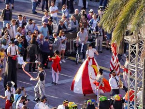 Çeşme Festivali Coşkuyla Başladı