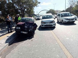 Başkentte Zincirleme Trafik Kazası: 2 Yaralı