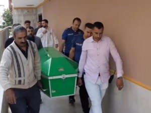 Karısını Öldüren Öğretmen, Polislerden Özür Diledi