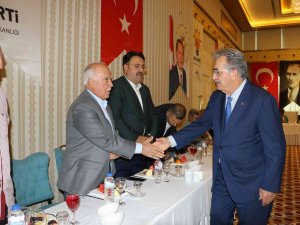 Ak Parti Heyeti Diyarbakır’da Stk Temsilcileri Ve Kanaat Önderleriyle Buluştu