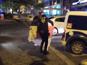 Çarşafa Sarılı Şüpheli Paket Polisi Alarma Geçirdi