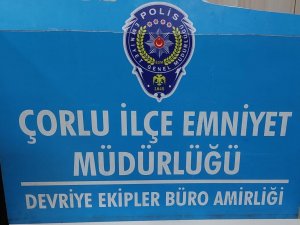Kovalamaca Sonrası Yakalanan Şahsın Üzerinden 63 Fişek Uyuşturucu Çıktı