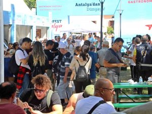 Antalya’da ‘Food Fest’ Alanına Yoğun İlgi