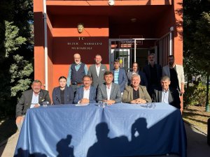 ‘Gecekondu’ Problemleri İçin Kazım Kurt’a Sert Eleştiri