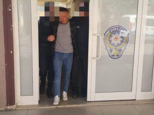 Bıçaklanan Genç Ağır Yaralı Halde Hastaneye Gitti, Saldırganı Polise Bildirdi