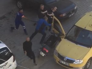 Edirne’de Kavgaya Motorla Daldı, Sopayla Vurduğu Adamı Kanlar İçinde Bıraktı...o Anlar Kamerada