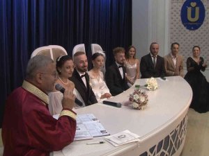 Üsküdar’da 2 Erkek Kardeş, 2 Kız Kardeş İle Evlendi