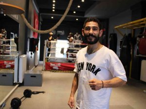 Milli Dövüşçü Avrupa Şampiyonası Öncesi Beslenme Düzenini Anlattı