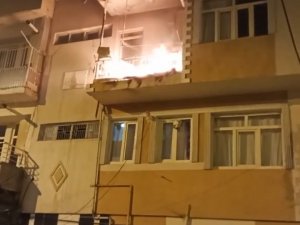 İ̇kamet Yangını Paniğe Neden Oldu