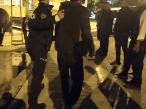İ̇hbara Gelen Polis 14 Kaçak Göçmeni Yakaladı