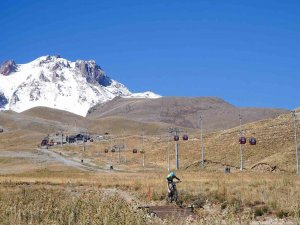 Erciyes’te Uluslararası Dağ Bisikleti Heyecanı Yaşandı