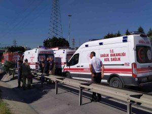 Bahçelievler’de Otomobil Şerit Değiştirdiği Esnada Kaza Yaptı: 3 Yaralı