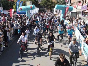 Türkiye Bisiklet Şampiyonası’nın Son Gününde Bu Kez Vatandaşlar Pedal Çevirdi
