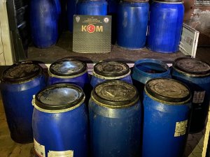 Hatay’da 3 Ton Sahte İçki Ele Geçirildi