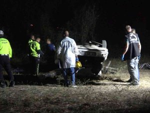 Gençlerin Gece Gezintisi Faciayla Noktalandı: 2 Ölü, 1 Ağır Yaralı