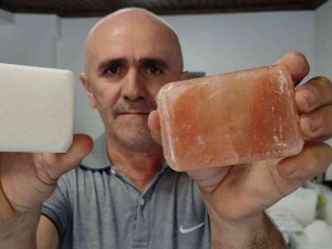 Bu Sabun Köpürmüyor, En Çok Saçı Olmayanlar Tercih Ediyor