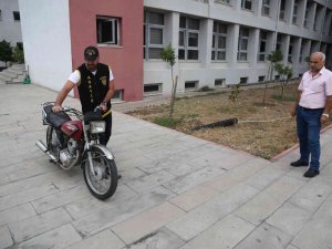 Motosikleti Çalınan Halk Ozanı Şiirle Şikayetçi Oldu Şiirle Teşekkür Etti