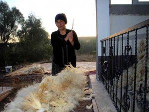 Yün Yorgan Ve Yastıklar Kara Kışa Hazırlanıyor