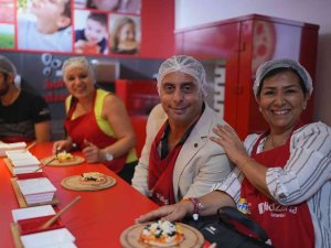 Büyükler, Kidzania’da Çocukların Dünyasına Yolculuk Yaptı