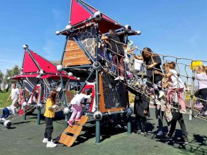 Macera Bursa’da Coşkulu Sezon Açılışı