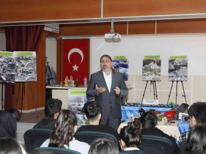 Verilen Bu Seminerle Öğrenciler Daha Bilinçli