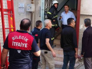 Havalandırma Boşluğunda Çıkan Yangında Tüm Apartman Boşaltıldı