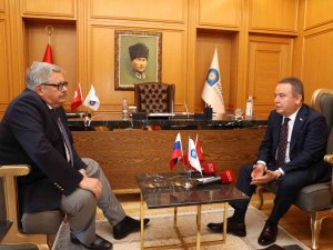 Başkan Böcek: “Rus Turist Sayısı 2 Milyonu Aştı”