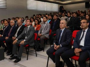 Esogü Hukuk Fakültesi 2022-2023 Öğretim Yılı Akademik Açılışı Törenle Yapıldı