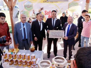 Ağrı’da 5. Geven Balı Festivali Düzenlendi