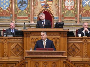 Macaristan Başbakanı Orban: “Yaptırımlarla Avrupa Kendi Ayağına Kurşun Sıktı”