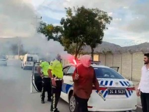 Önce Ehliyet Ruhsat, Sonra Evlilik Teklifi