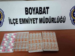 Sinop’ta Trafik Uygulamasında Sentetik Ecza Hap Ele Geçirildi