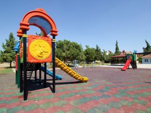 Honaz’da Yeşil Alan Ve Park Yapım Çalışmaları Hızlandı