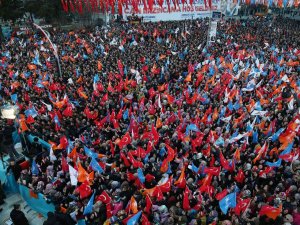 Ak Parti Yönetimi İllerde ‘Yeni Yüzler, Yeni İsimler’ Arayışına Başladı