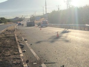 Refüje Çarparak Metrelerce Savruldu: 3 Yaralı