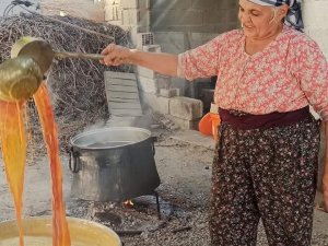 Şifa Kaynağı Pekmezler Kaynamaya Başladı