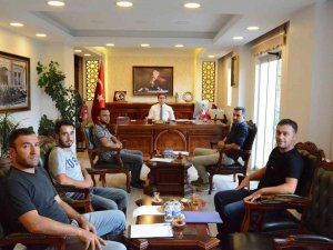 Kaymakam Başar, Deprem Konutlarının Hızlandırılması Talimatını Verdi