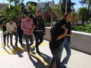 Narkotik Köpeği ’Kendal’, Zehir Tacirlerinin Korkulu Rüyası Oldu