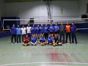 Sivas Özel İ̇dare 2. Lig Hazırlıklarını Sürdürüyor