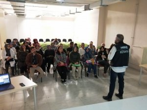 Kütahya’da Öğretmen Ve Annelere Uyuşturucu Eğitimi